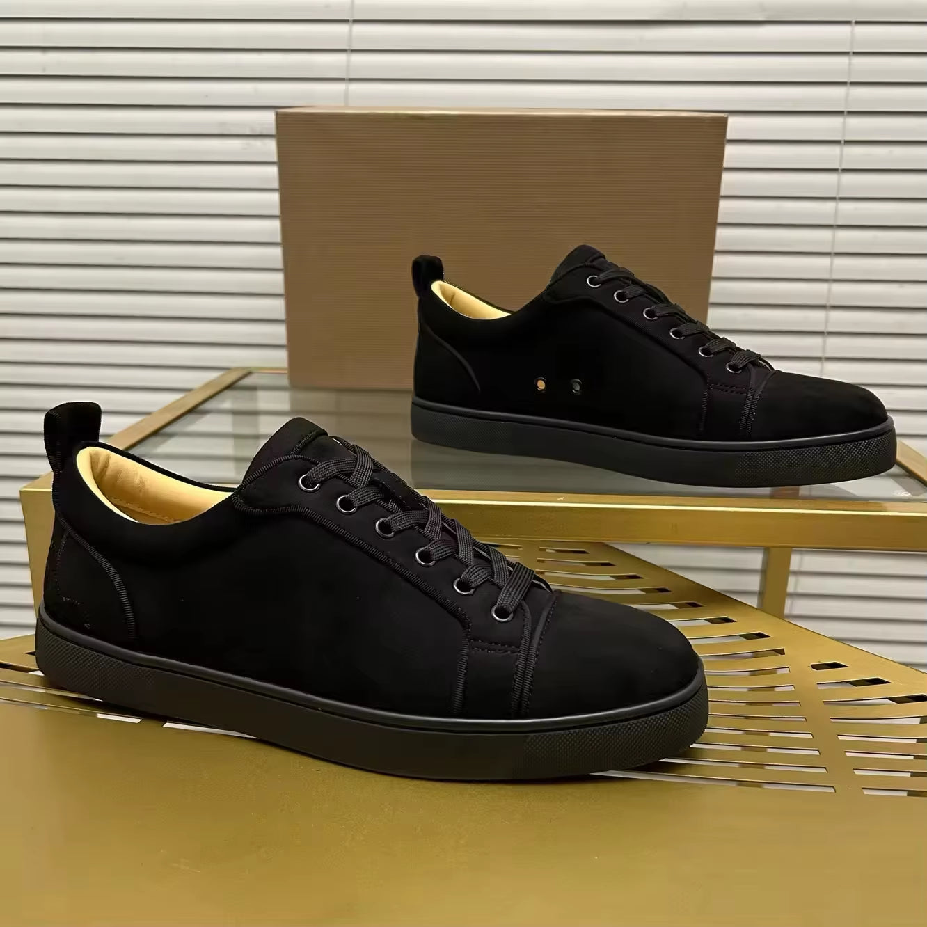 High-Quality Men'S and Women'S Red-Soled Sports Shoes with Anti-Slip Properties Trendy Design Red Bottoms for Men Shoes