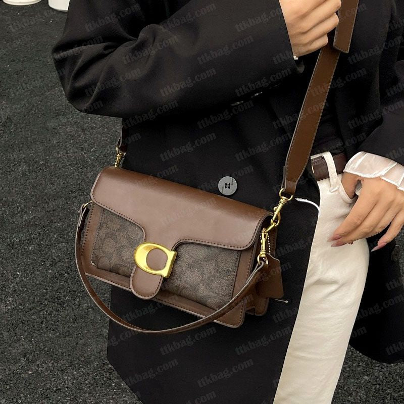 Wholesale Ladies Fashion Bag Shoulder Bag Underarm Bag Designer Simple Bag Mini Handbag Underarm Bag Classic Peplum Purse Wallet Alphabet Bag